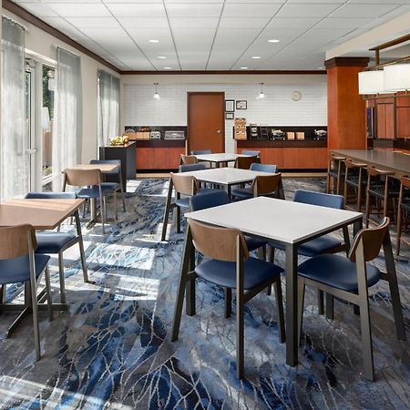 Fairfield Inn & Suites Μπέντφορντ Εξωτερικό φωτογραφία